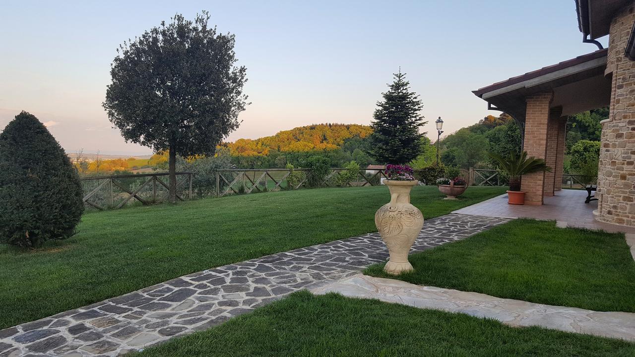 B&B Madonna Carradori Offagna Eksteriør billede