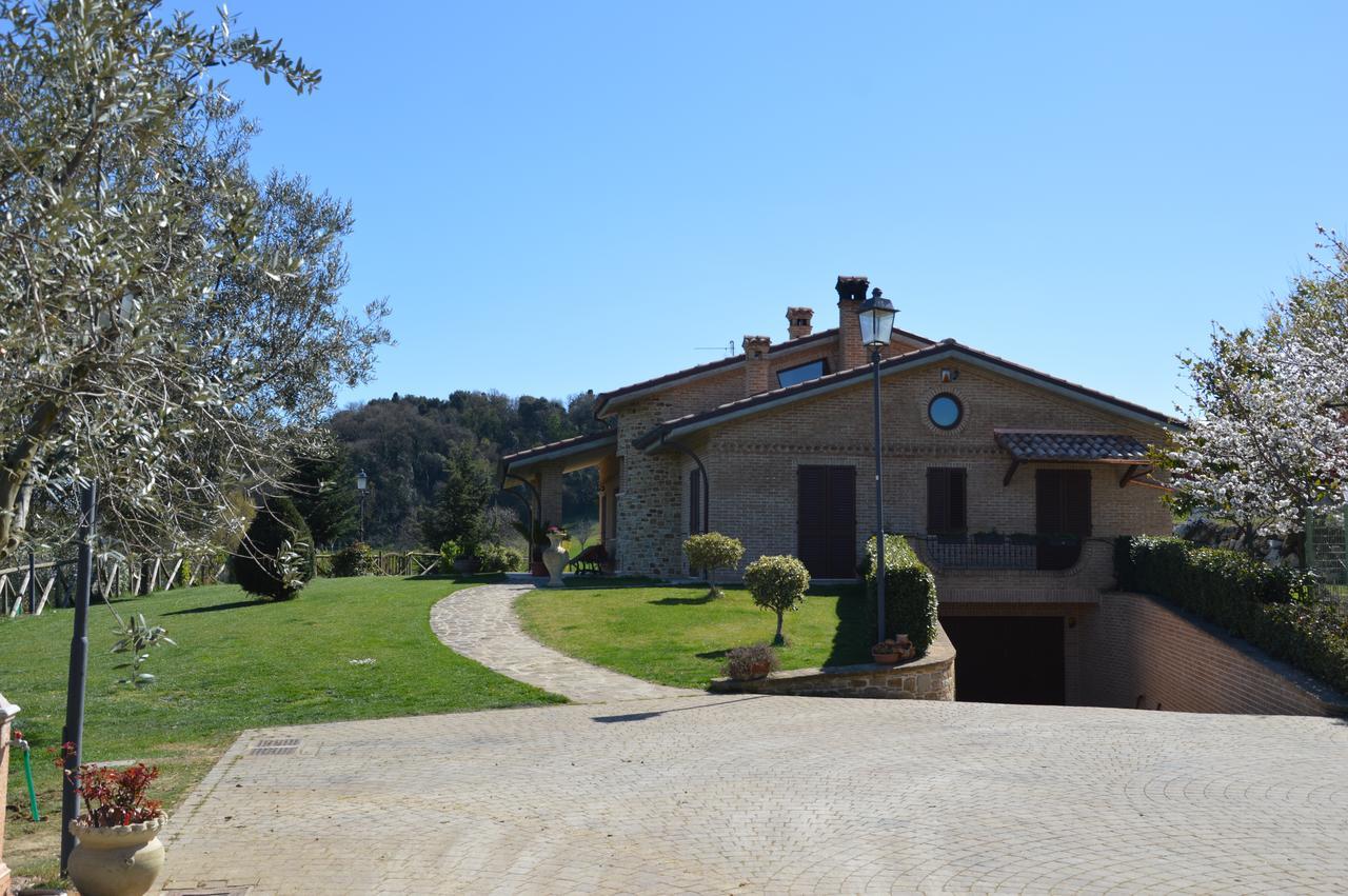 B&B Madonna Carradori Offagna Eksteriør billede